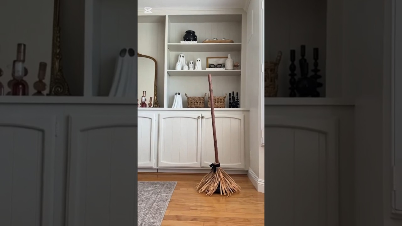 🧙‍♀️ Floating Witch Broom ✨ | The Ultimate Halloween Illusion!