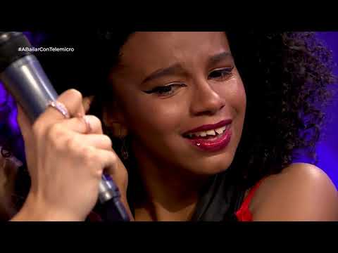 Llora al escuchar la voz de su padre, todos lloramos al ver este conmovedor momento