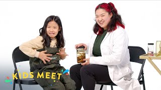 Kids Meet a Marine Biologist | HiHo Kids by HiHo Kids 954,703 views 1 year ago 7 minutes, 27 seconds