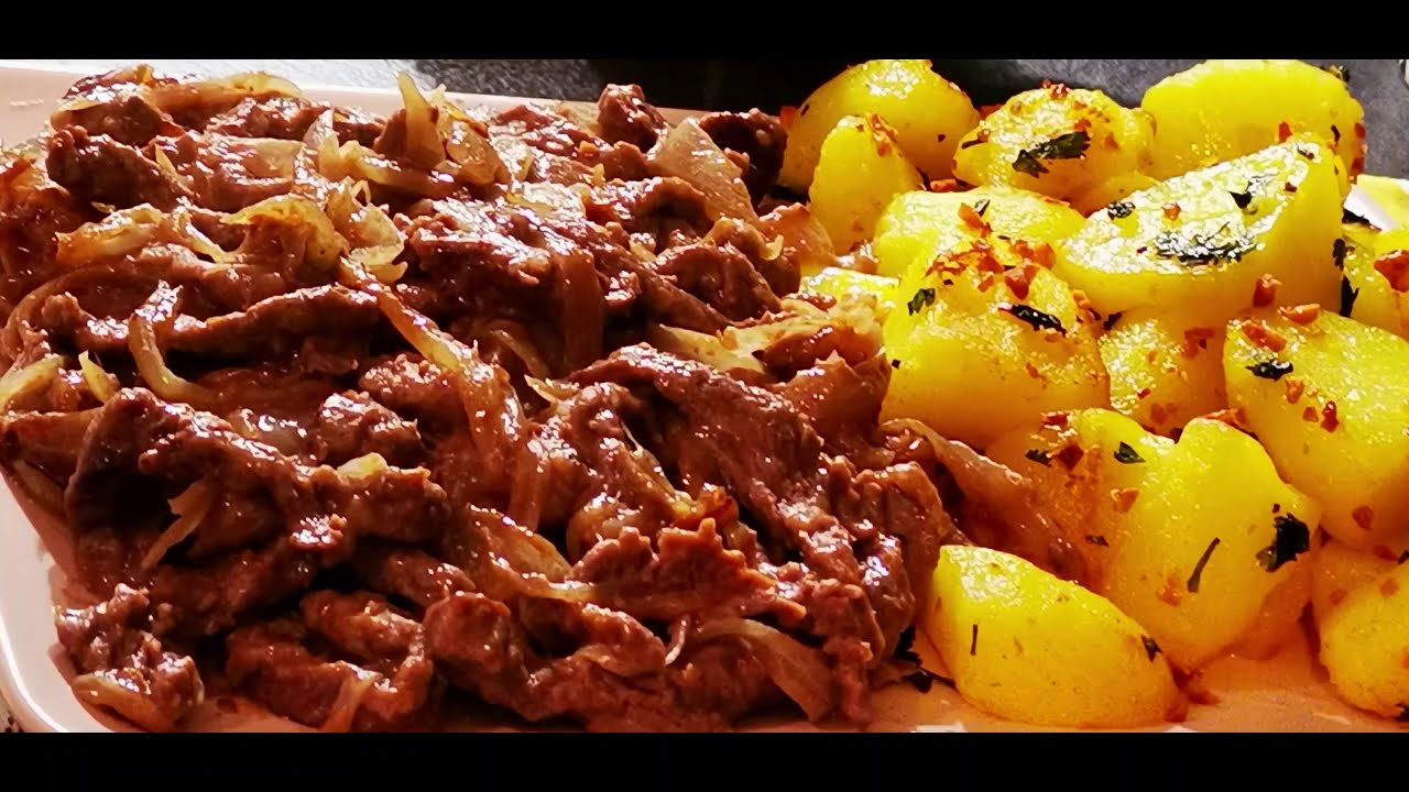 Recette de bœuf sauté aux oignons et de savoureuses pommes de terre à l