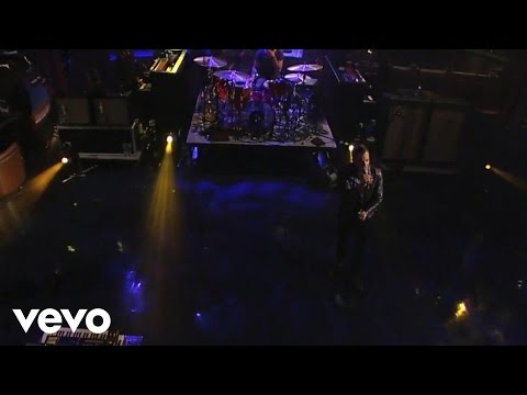 The Killers – Flesh and Bone (Live On Letterman) mp3 ke stažení