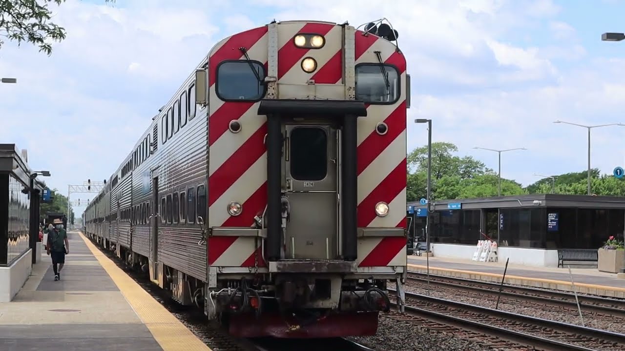 Railfanning Naperville, IL! Feat. ~ Metra, CSX, NS, BNSF, Amtrak, and MORE!