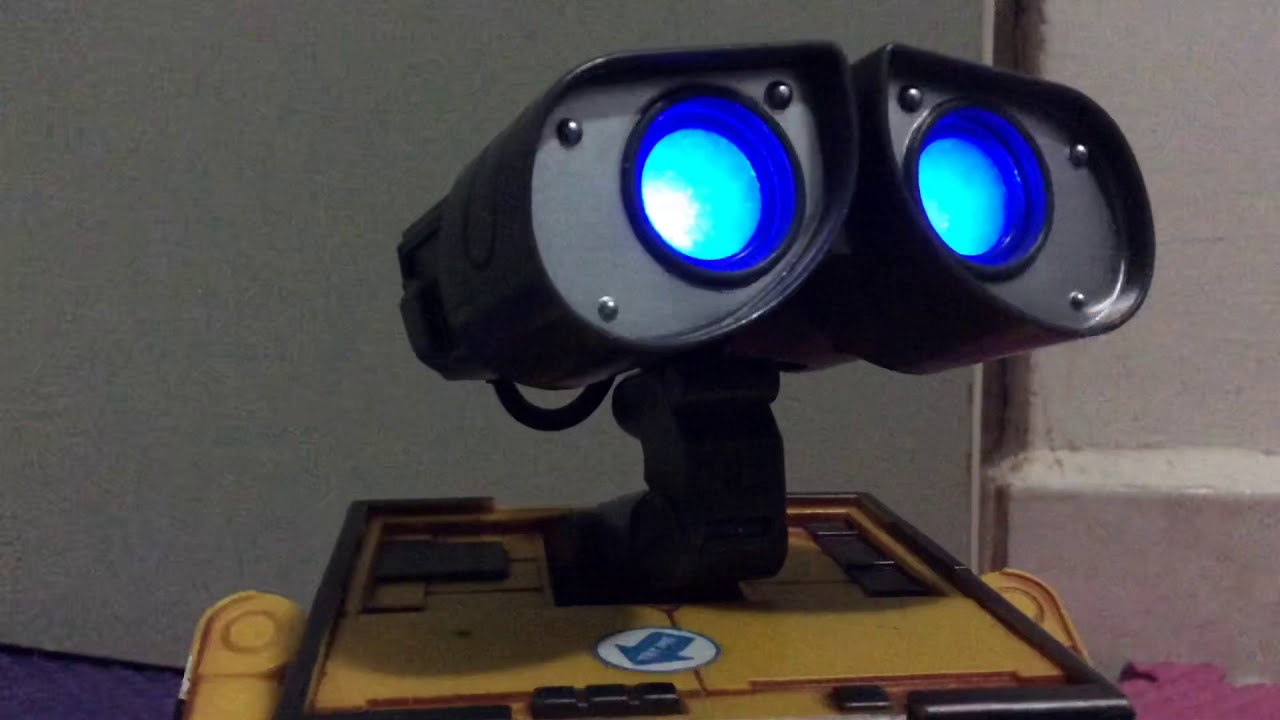 Wall-E and Eva (Part 1) - YouTube
