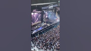Thumbnail of Oasis - Acquiesce Live25 at Wembley Stadium 2/8/2025