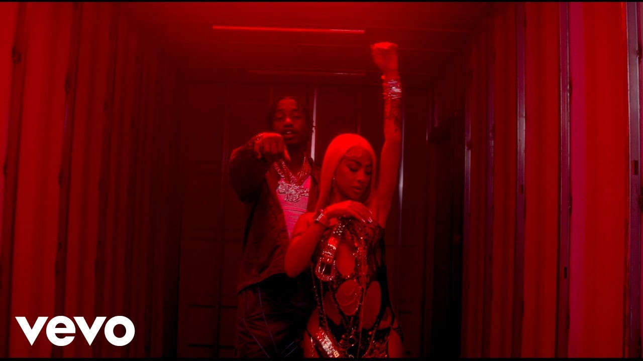 Yailin La Mas Viral, Lil Tjay - Step Up (Video Oficial) Yailin La Mas Viral, Lil Tjay - Step Up (Video Oficial)