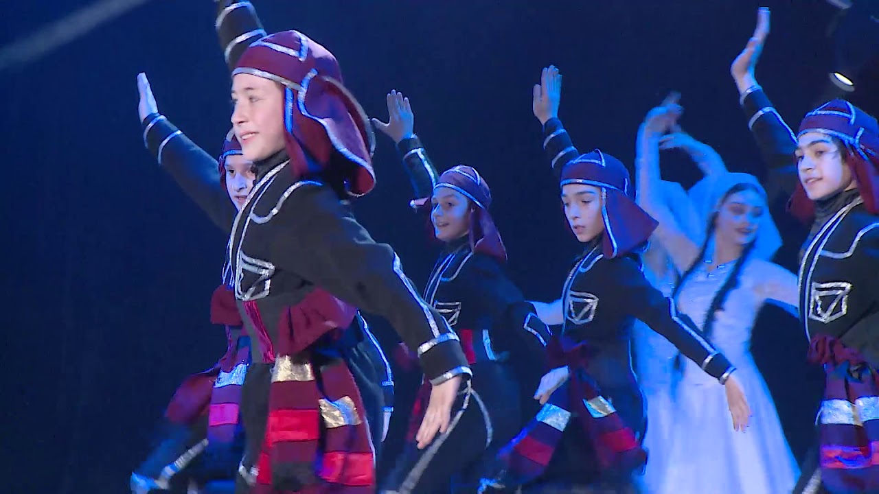 Farca (Georgian dance)  ფარცა