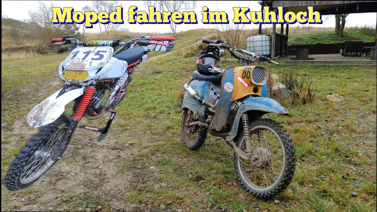 Moped fahren im Kuhloch