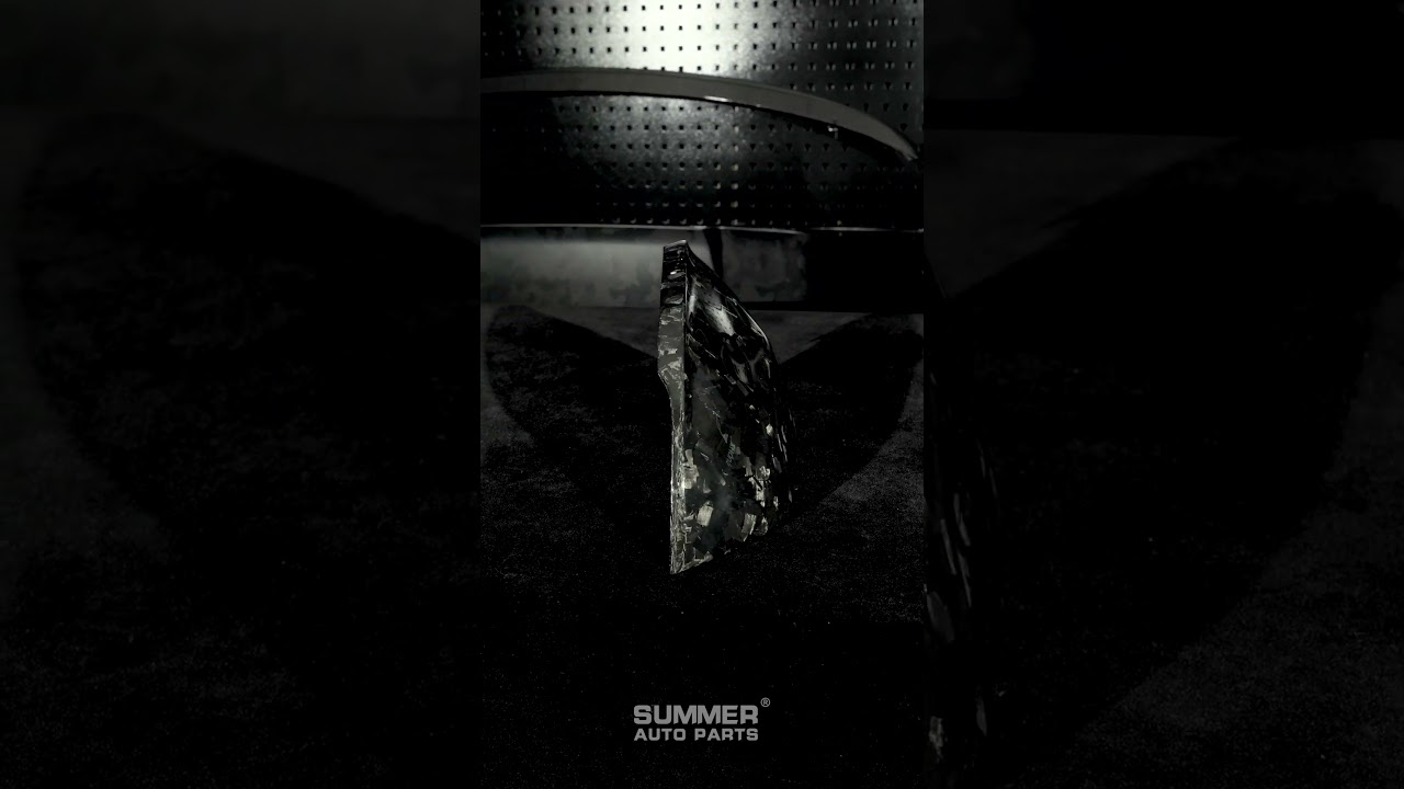 Carbon fiber side mirror caps for Lamborghini urus 