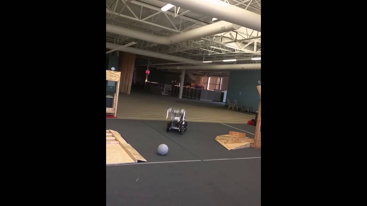 Frc Team 107 hanging around before MSC