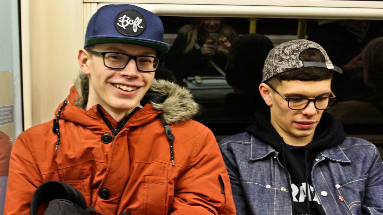 Coffee, Friends And Bands | Jackinthevlogs