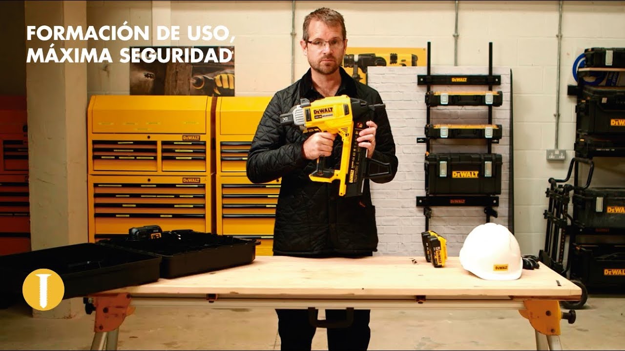 Clavadora de Hormigón y Acero a Batería 18V DCN890N Dewalt