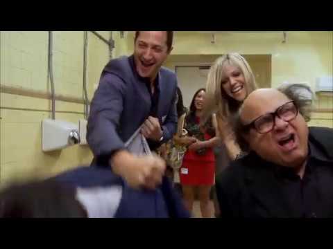 It's Always Sunny in Philadelphia - The reunion wedgie