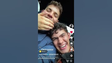 Joe and Tobie about kit LMAO #heartstoppernetflix #joelocke #kitconnor #tobiedonovan