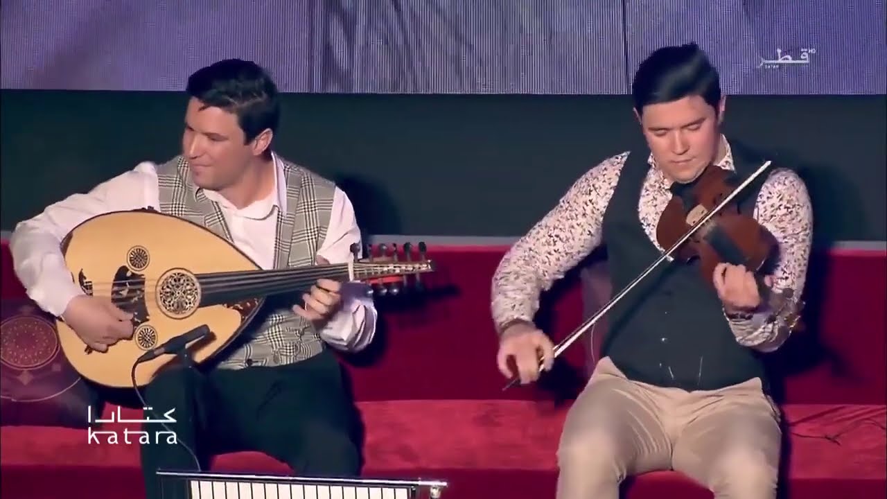 التوأم محمد و بشير الغربي يعزف بمهرجان كتارا