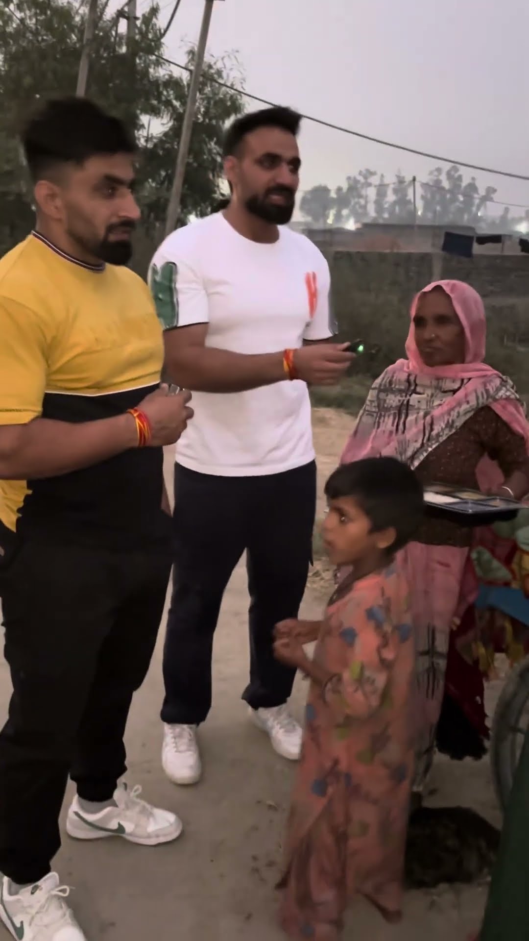 इनका कोई न्ही होता दोस्तों #pahalnutrition