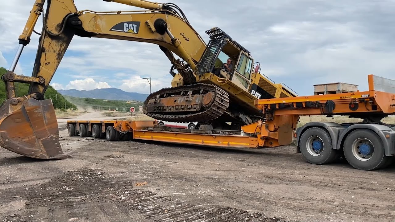 Loading And Transporting The Caterpillar 385C Excavator - Fasoulas Heavy  Transports - YouTube