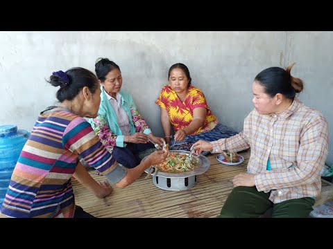 ยำเห็ดหูหนูขาวสู่พี่น้องกีน-ต้