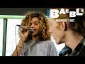 Watch Izzy Bizu Perform "Diamond" Exclusively For Baeble Music
