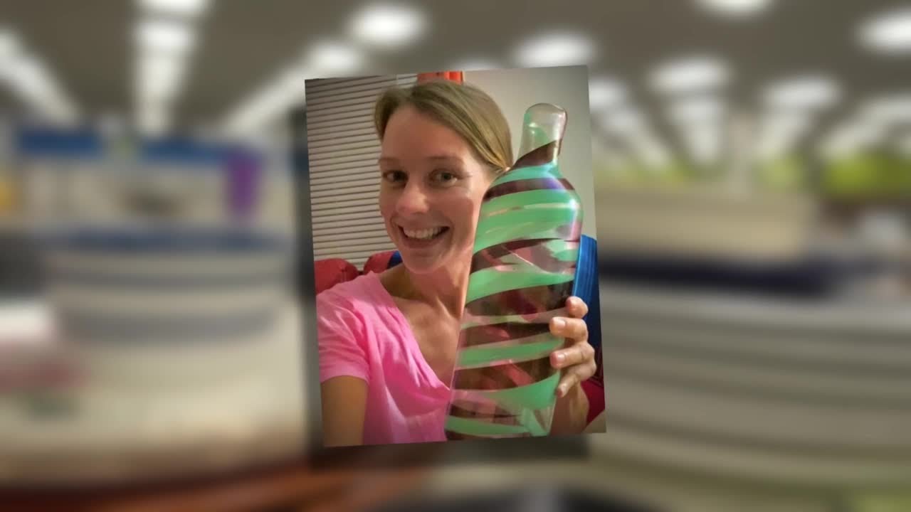 値下げしました！CHELSEA MART ガラスケース 1892 キラキラしたガラスが美しいフラワーベース（高さ11.5cm