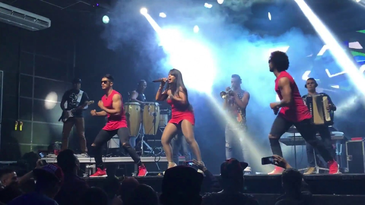 Silvânia e Paulinha 🎵Show no Tropical Butantã - São Paulo