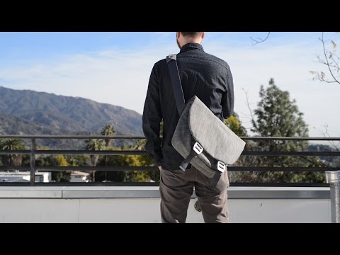 Shadow (Fibre collection) messenger bag by Booq bags