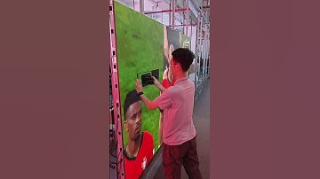 Adjust the LED module.#ledwall #leddisplay #ledscreen #eagerled #ledmodule