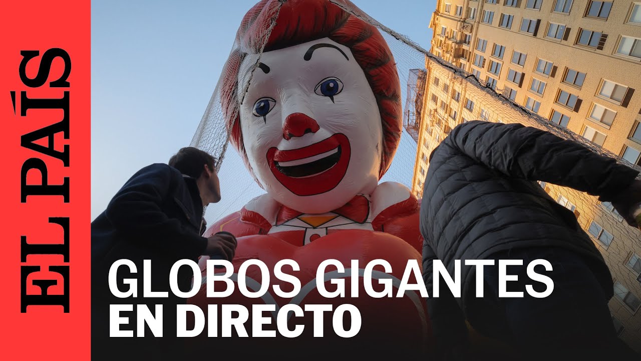 Miles disfrutan del desfile de globos gigantes en NY - Los Angeles