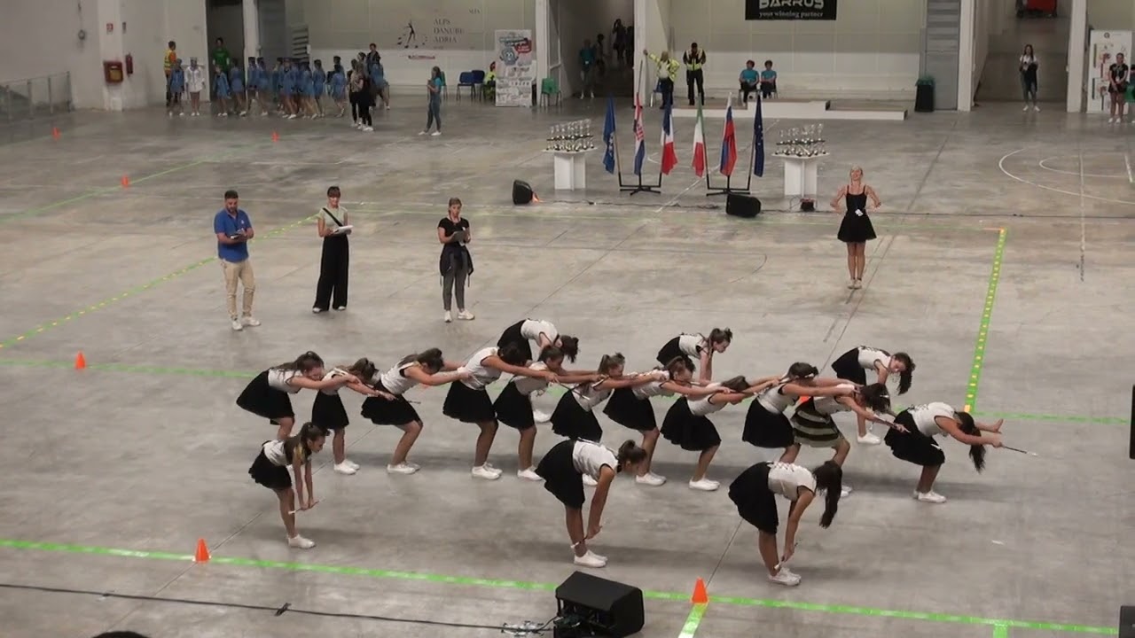 Čapljinske mažoretkinje-kadeti 2024. (parada)