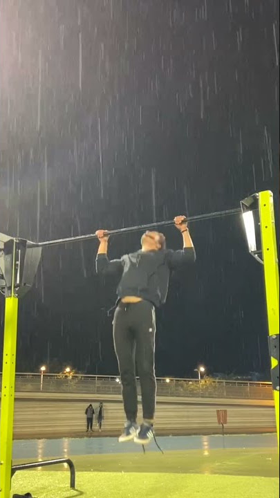 🌧️🌩️ training under the rain #short #shorts