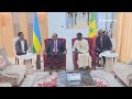 Arrive du prsident rwandais paul kagame accueilli par le prsident diomaye faye