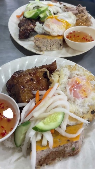overlooked-michelin-star-broken-rice-in-vietnam-vietnam-vietnamese