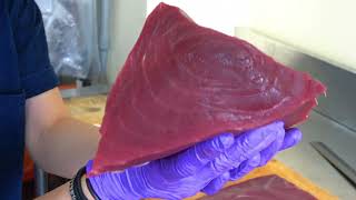 Luxury Bluefin Tuna Slicing: Otoro & Akami - The Ultimate Sushi Experience!