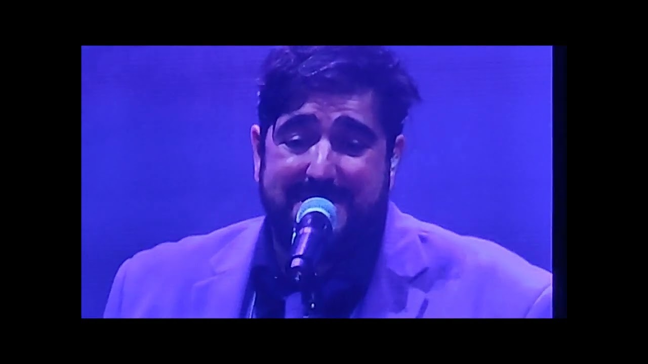 ANTONIO OROZCO Entre Sobras Y Sobras Me Faltas en Concert Music Festival en Cádiz  el 17/Ago/2023