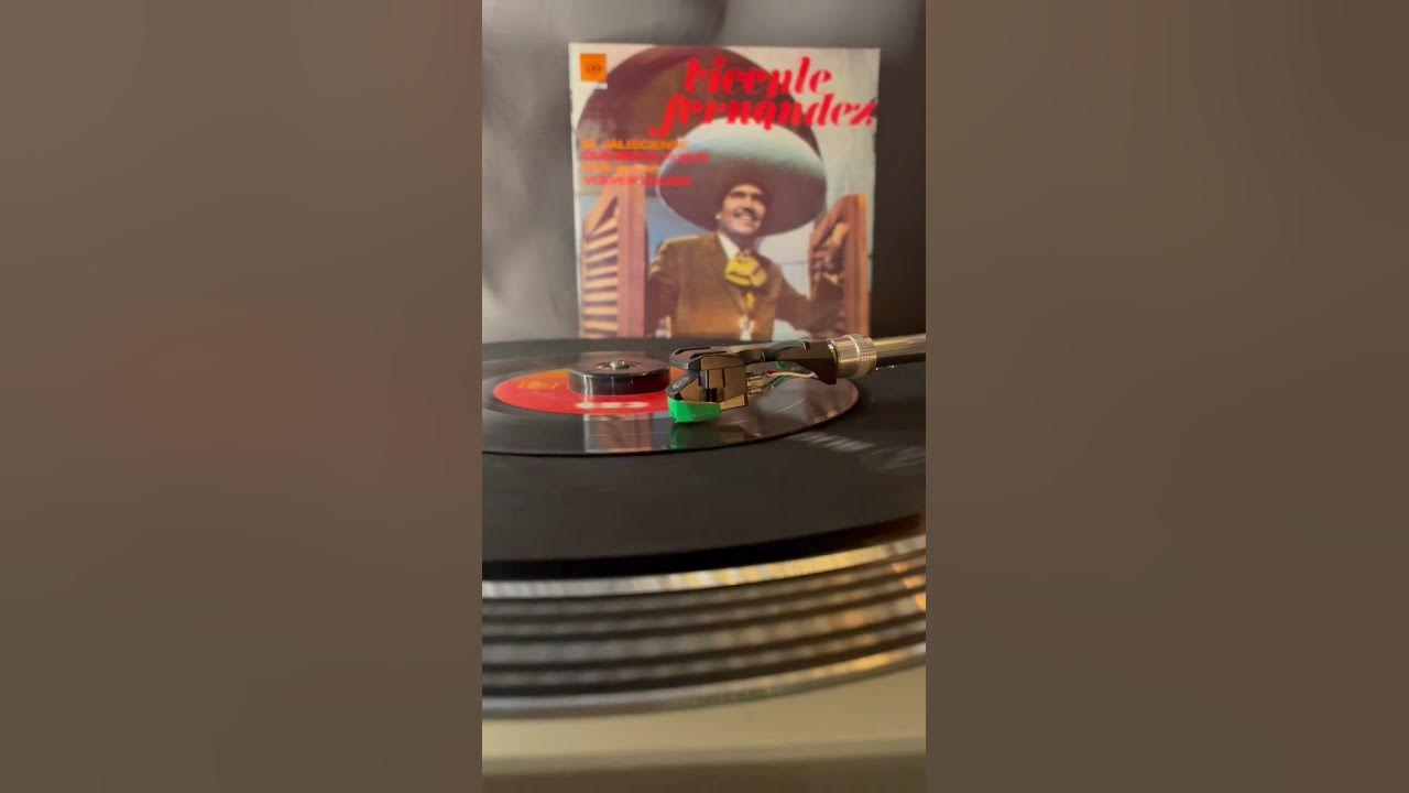 Volver volver 😭Vicente fernandez #records #mexicanmusic #recuerdos #mariachi #mexicanmusic