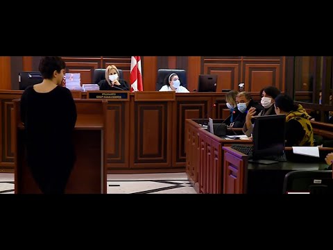 \"თქვენ ხომ არ ხართ ლესბოსელი, ან გეი, ან ტრანსგენდერი?\"- მოძალადეების ადვოკატი ჟურნალისტს