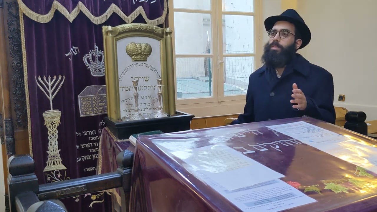 "מי אדיר על הכל" בבית הכנסת שהרבי התפלל בו ברובע 17 פריז