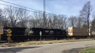 Train comes through Stanton station