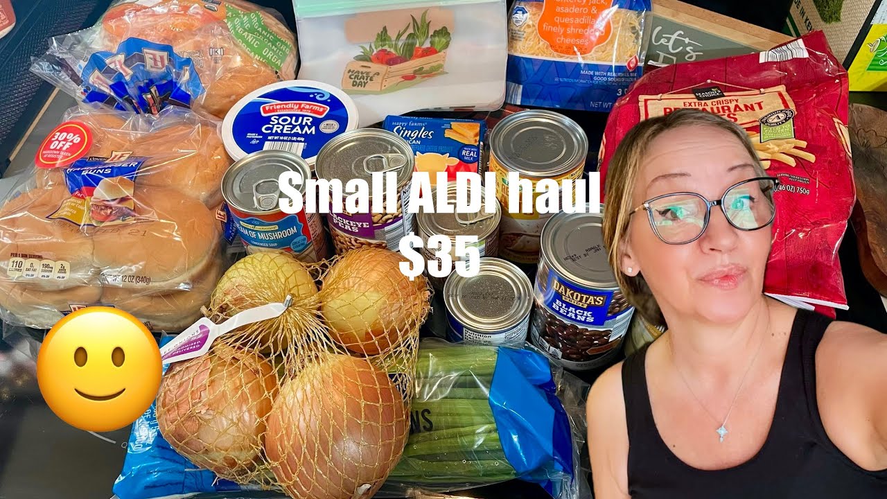A SMALL ALDI HAUL. WHAT I GOT FOR $35 DOLLARS. #aldishopping #groceryhaul #haulvideo #shopwithme 