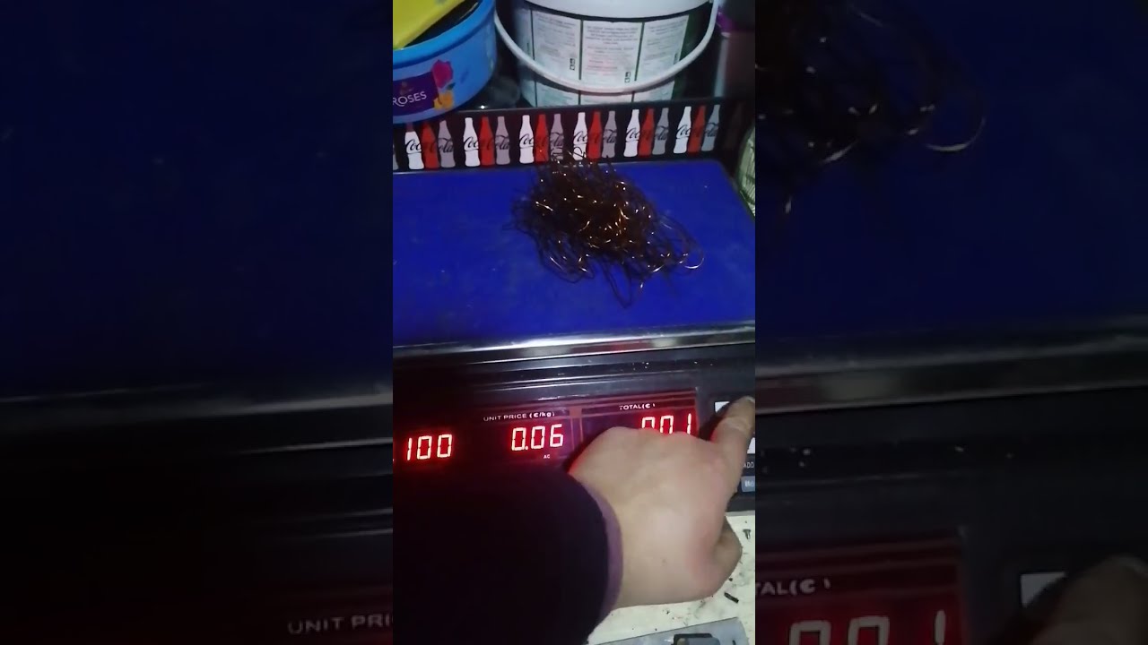 A Old Transformer Out Off Tv Shorts Scrappers Copper Electronic Cash