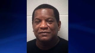 R. Kellys Manager Arrested, Accused Of Terroristic Threats