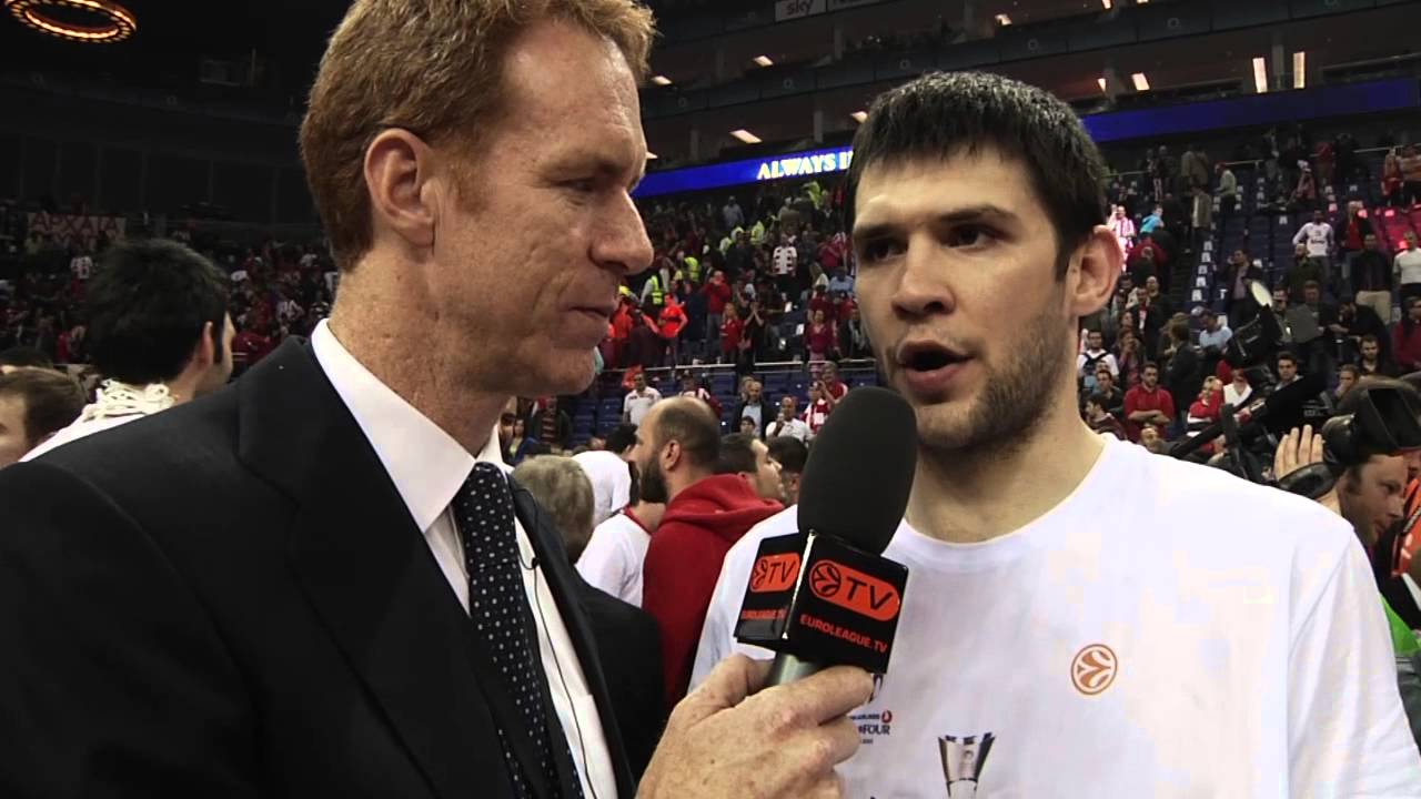 Post Game Interview Kostas Papanikolaou Olympiacos Piraeus Youtube