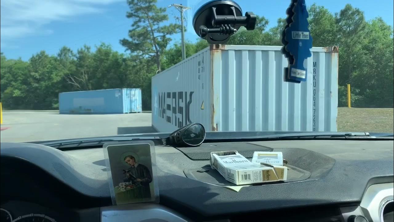 Walmart throws away some incredible stuff. Dumpster Diving wally world