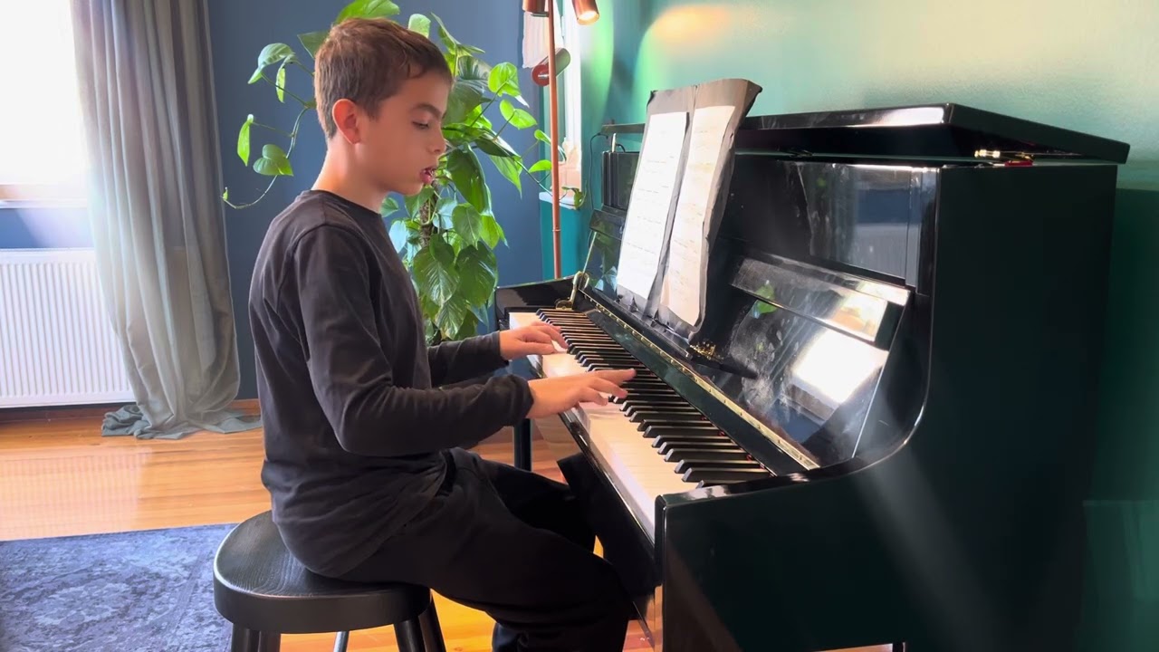 Ural Altay Yılmaz- Sonatin in G - Domenico Cimarosa 13. Littlemozarts Online Piano Competition