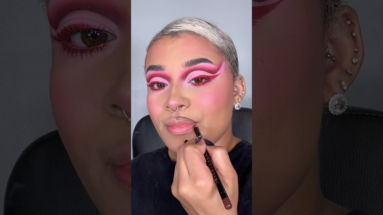 PINK + RED EYESHADOW 