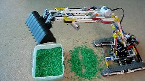 Lego NXT Excavator with Mindsensors NXTMMX