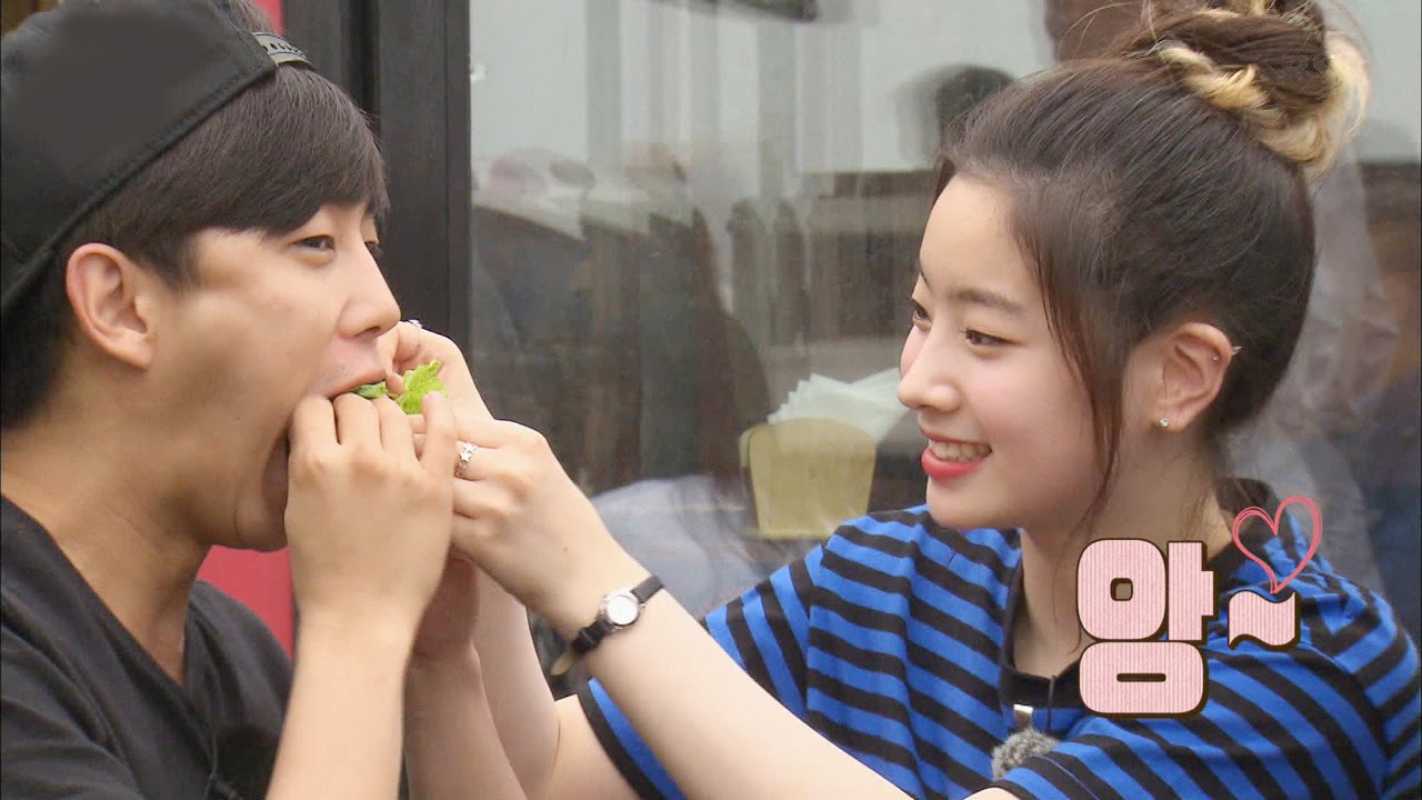 Дахён из TWICE кормит застенчивого Ким Мин Сока @Flower Snack Ep.2 #220160716