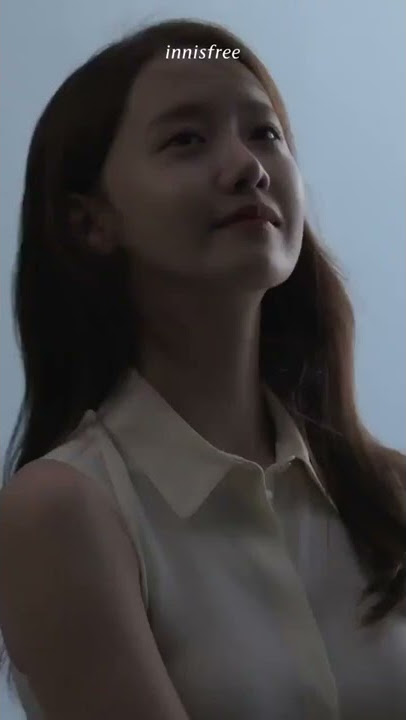 Yoona's  Innisfree Green Tea Serum CF bts