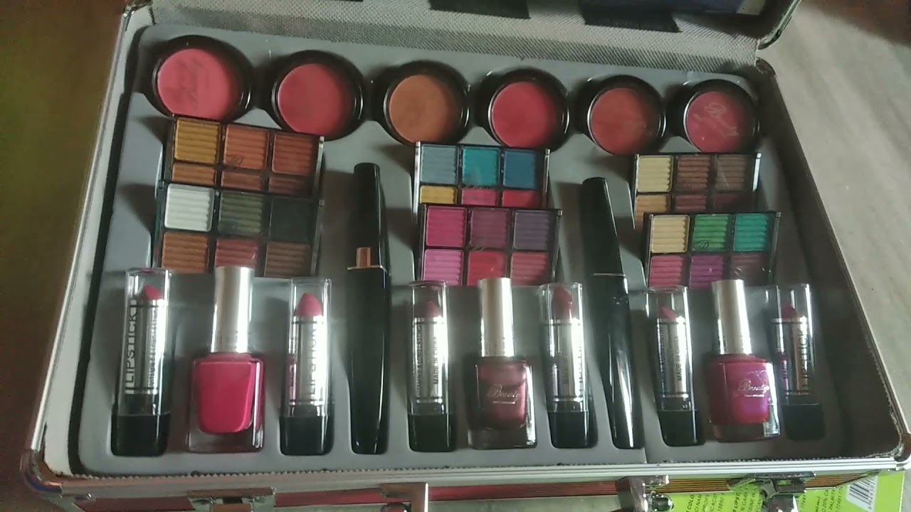 Dubai latest makeup kit - YouTube