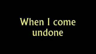 Avril Lavigne - Fall To Pieces With Lyrics