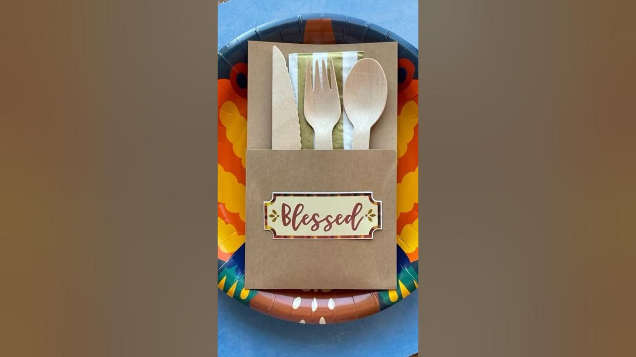 Paper Crafts Holiday Table Thanksgiving DIY Paper Utensil Holders